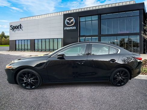 Certified 2025 MAZDA MAZDA3 2.5 Turbo Sedan w/Premium Plus image 8