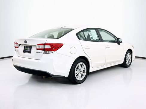 Used 2018 Subaru Impreza 2.0i Premium image 9