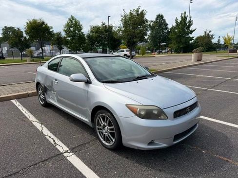 Used 2005 Scion tC FWD image 2