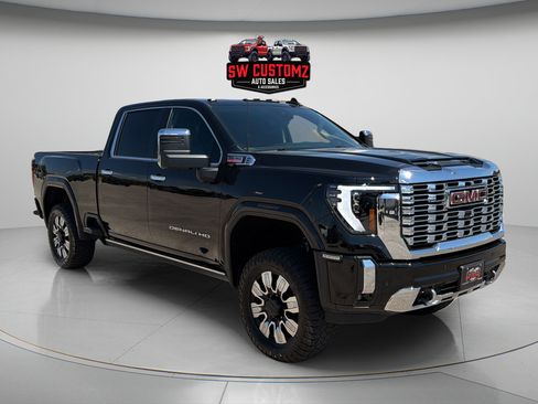 Used 2025 GMC Sierra 2500 Denali w/ Denali Reserve Package AWD/4WD image 1