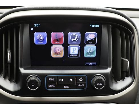 Used 2015 Chevrolet Colorado Z71 image 25