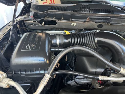 Used 2013 RAM 1500 Express image 29