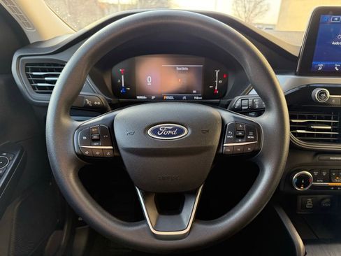 Used 2025 Ford Escape Active FWD image 8