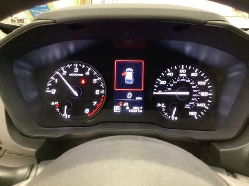 Certified 2024 Subaru Impreza 2.0i AWD/4WD image 5
