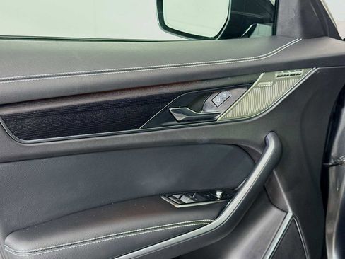 Used 2025 Jaguar F-PACE R-Dynamic S image 18