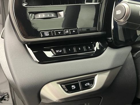 Used 2025 Lexus RX 500h F Sport image 18