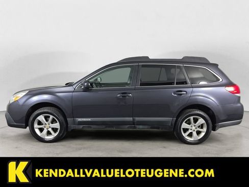 Used 2013 Subaru Outback 2.5i Premium w/ Popular Pkg 1B AWD/4WD image 2