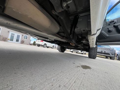 Used 2017 GMC Sierra 1500 2WD Regular Cab image 17