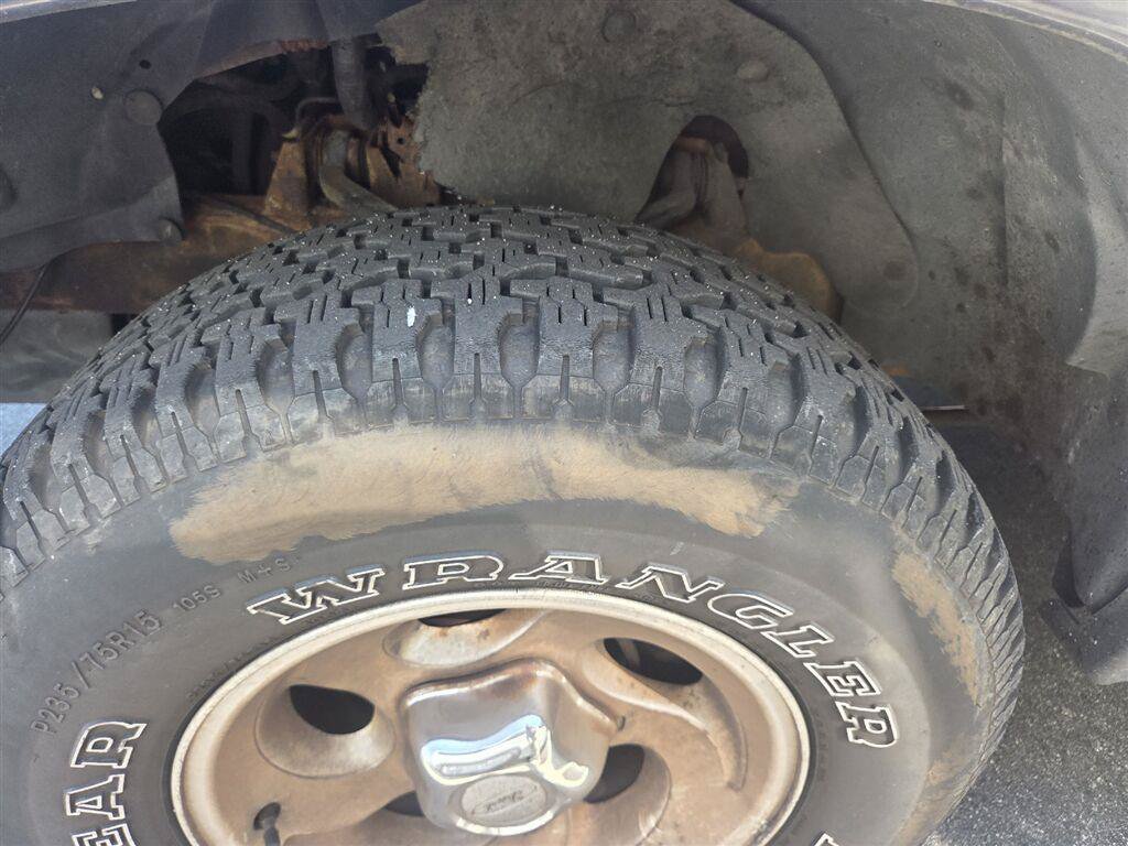Used 1999 Ford Explorer XLT AWD/4WD image 7