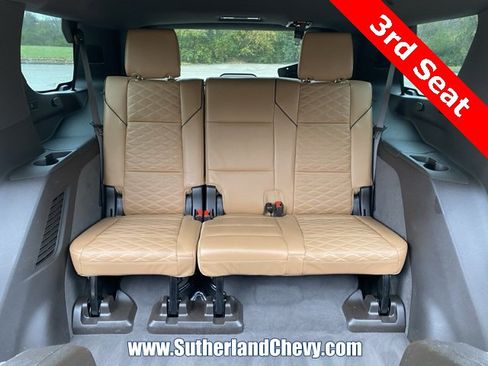 Used 2021 Cadillac Escalade Premium Luxury w/ LPO, Illumination Package image 43