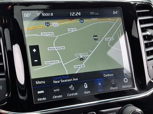 Used 2020 Jeep Grand Cherokee Limited AWD/4WD image 18