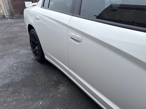 Used 2011 Dodge Charger R/T image 15