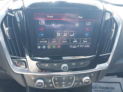 Used 2022 Chevrolet Traverse Premier w/ Redline Edition AWD/4WD image 25