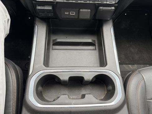 Used 2021 GMC Sierra 2500 AT4 image 45