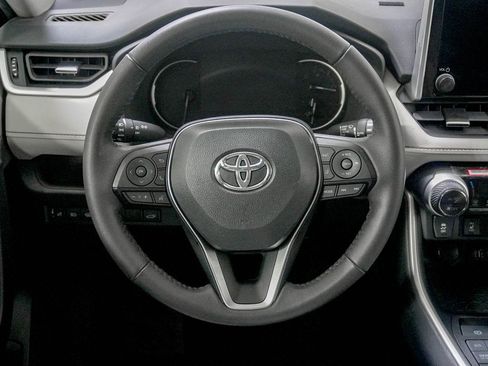 Used 2024 Toyota RAV4 XLE Premium image 22