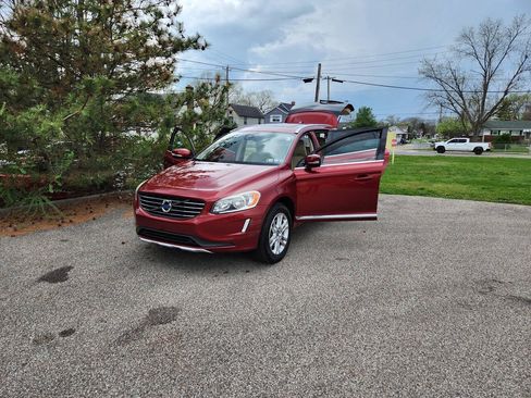Used 2015 Volvo XC60 T5 Premier FWD image 18