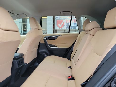 Used 2024 Toyota RAV4 LE AWD/4WD image 10