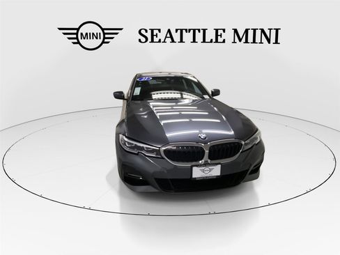 Used 2021 BMW 330e xDrive 330e xDrive w/ M Sport Package image 3