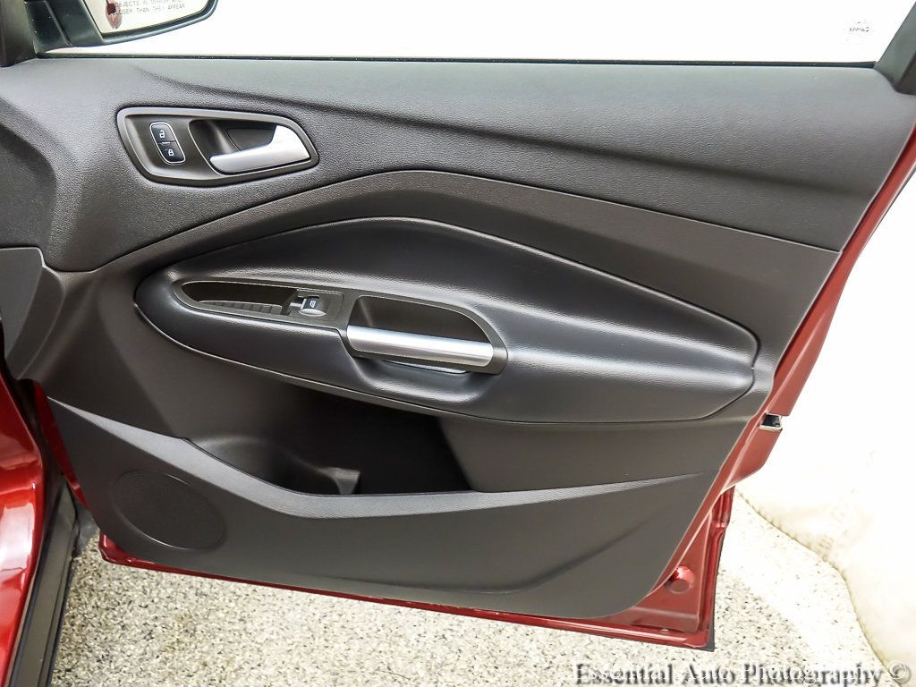 Certified 2019 Ford Escape SEL AWD/4WD image 25