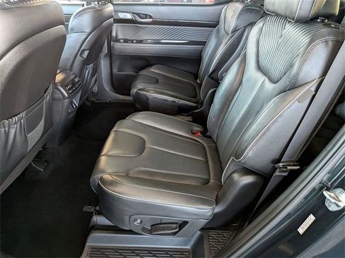 Used 2023 Hyundai Palisade Calligraphy image 29