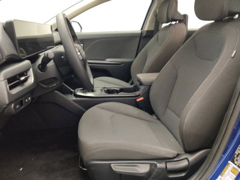 Used 2025 Kia K4 FWD image 17