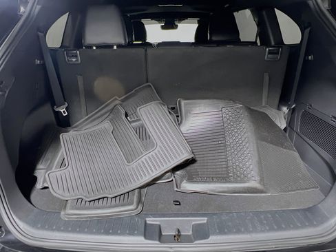 Used 2022 Toyota Highlander XSE image 34