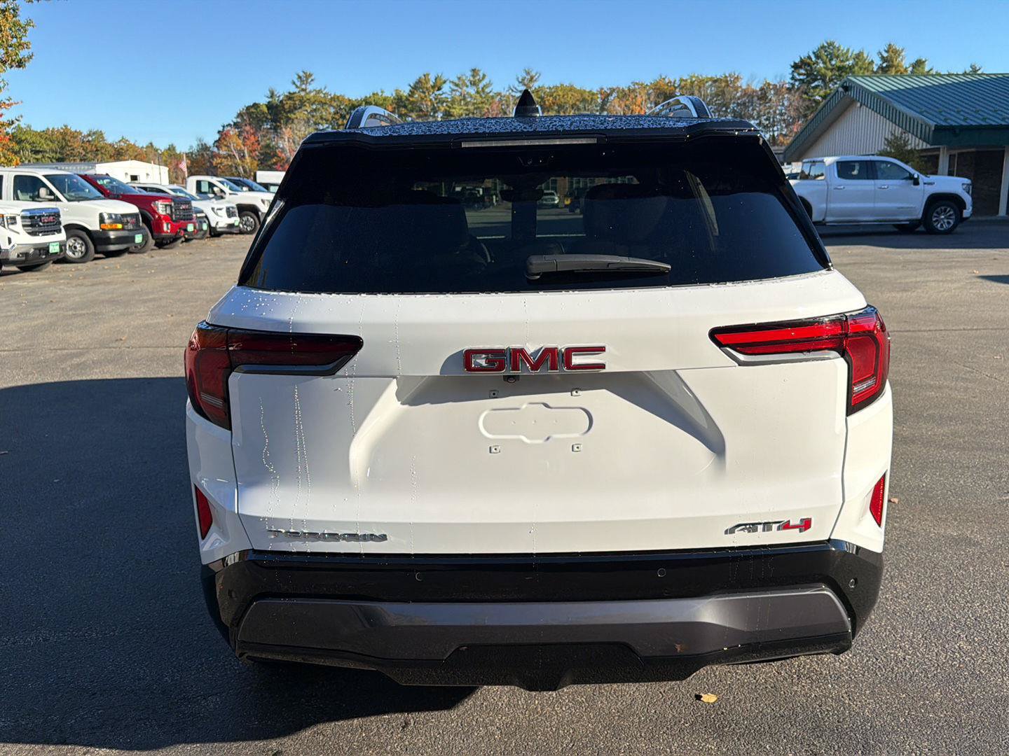 New 2027 GMC Terrain AT4 w/ Convenience Package III AWD/4WD image 4