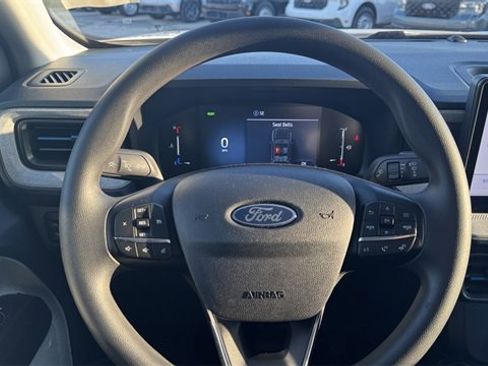 Certified 2025 Ford Maverick XLT image 27