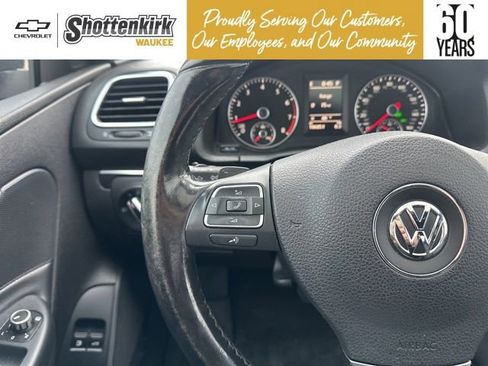 Used 2013 Volkswagen Eos w/ Sport Package image 27