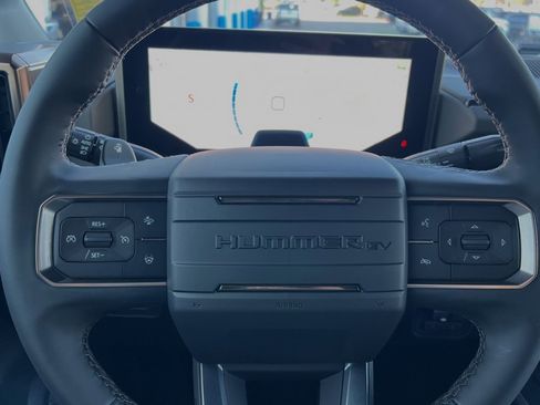 New 2025 GMC Hummer EV 2X image 21