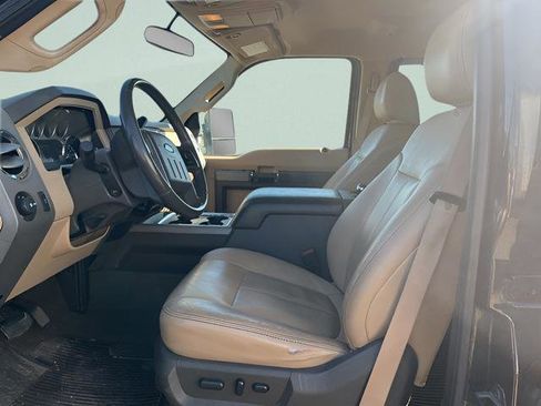 Used 2011 Ford F250 Lariat w/ Lariat Interior Pkg AWD/4WD image 8