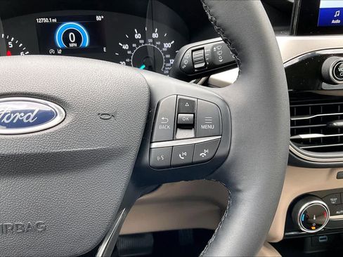 Used 2022 Ford Escape SE w/ Convenience Package image 22