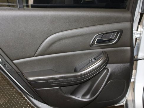 Used 2016 Chevrolet Malibu LTZ image 20