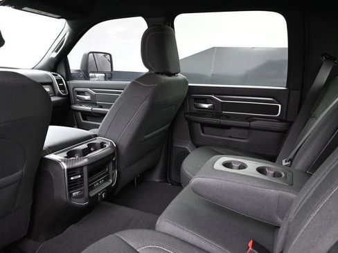New 2026 RAM 2500 Big Horn AWD/4WD image 25