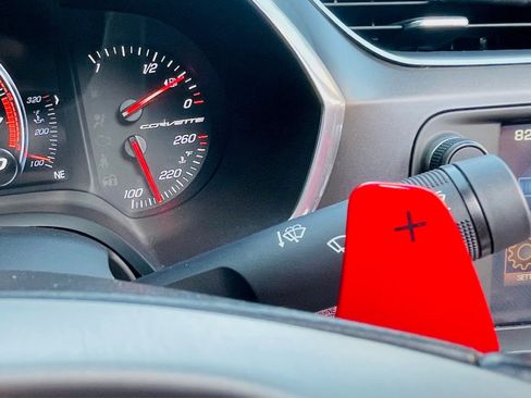 Used 2017 Chevrolet Corvette Grand Sport w/ Z07 Performance Package RWD image 30