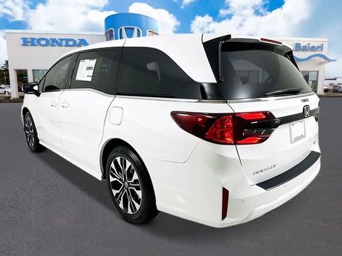 New 2026 Honda Odyssey Elite image 3