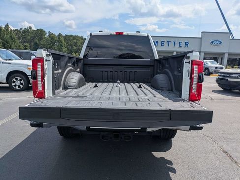 Used 2026 Ford F350 Lariat AWD/4WD image 12