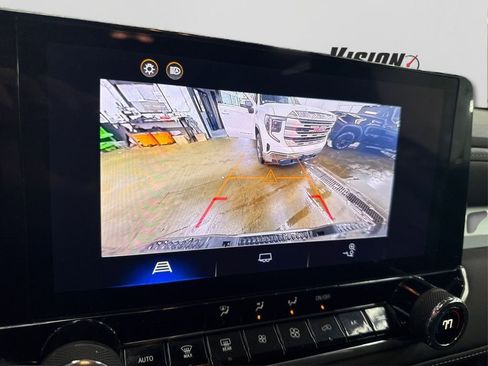 Used 2023 Chevrolet Colorado LT w/ LT Convenience Package image 30