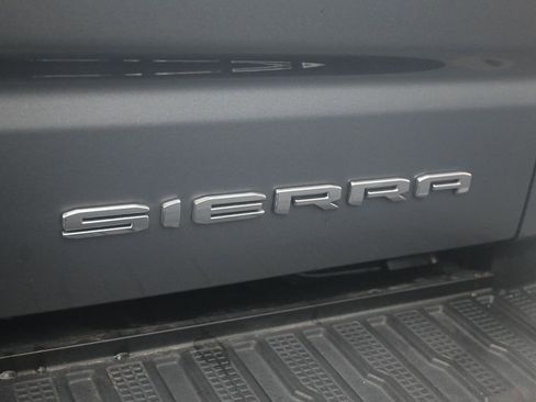 Used 2019 GMC Sierra 1500 Denali w/ Denali Ultimate Package AWD/4WD image 11