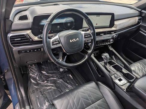 Used 2025 Kia Telluride SX Prestige X-Pro AWD/4WD image 2