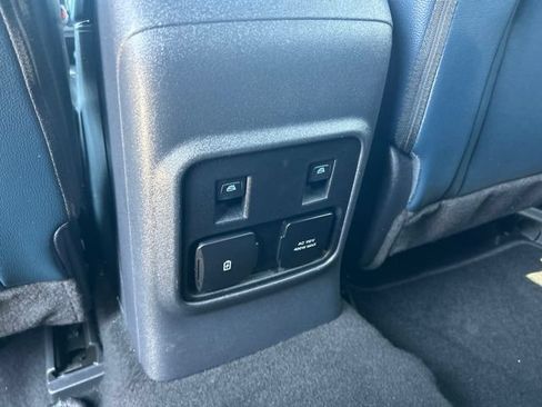 Used 2023 Ford Bronco Outer Banks AWD/4WD image 11