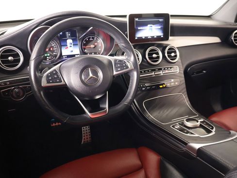 Used 2019 Mercedes-Benz GLC 300 4MATIC Coupe image 2