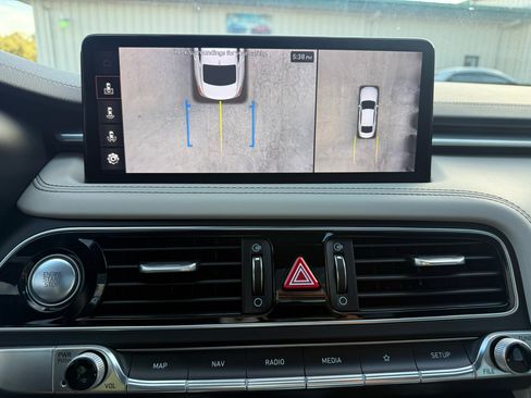 Used 2022 Genesis G70 3.3T image 31