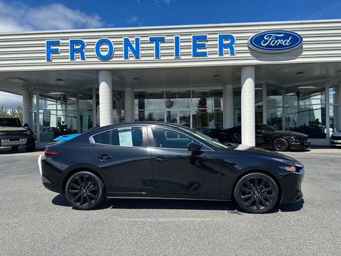 Used 2024 MAZDA MAZDA3 s FWD image 1