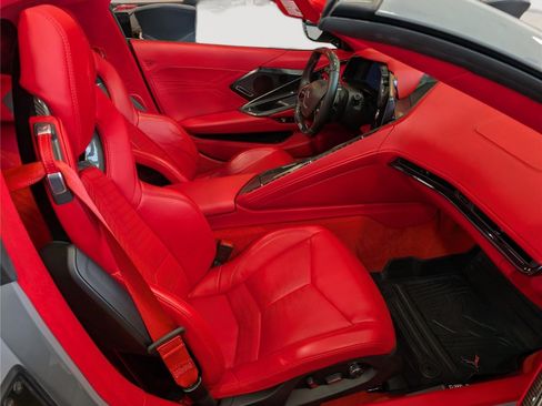 Used 2024 Chevrolet Corvette Z06 w/ Z07 Performance Package RWD image 9