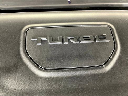 New 2026 Jeep Compass Latitude image 22