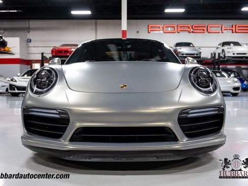 Used 2018 Porsche 911 4 Coupe AWD/4WD image 33