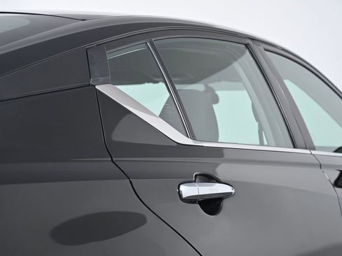 Used 2020 Nissan Altima 2.5 S image 11