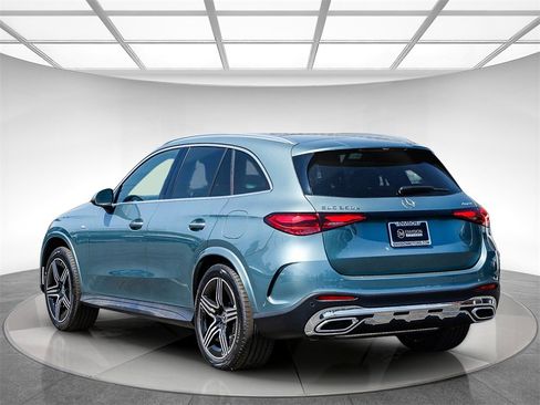 New 2025 Mercedes-Benz GLC 350e 4MATIC image 2