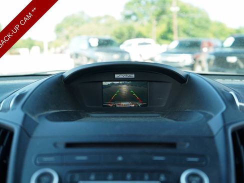Used 2017 Ford Escape SE FWD image 11